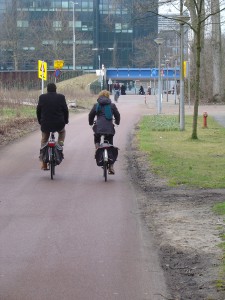 De tunnel vanuit het Beatrixpark onder de Beethovenstraat is straks alleen nog via een omweg te bereiken. 